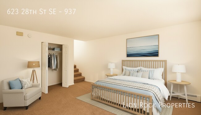 Building Photo - 623 28th St SE