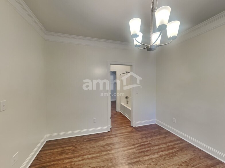 Building Photo - 791 Gardenside Cir SE