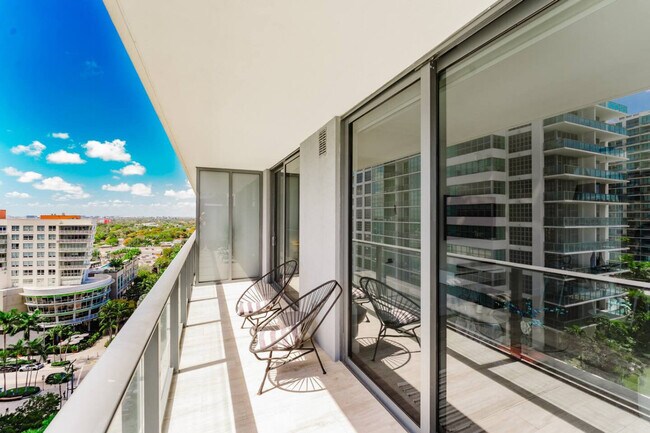 Building Photo - 101 NE 34th St