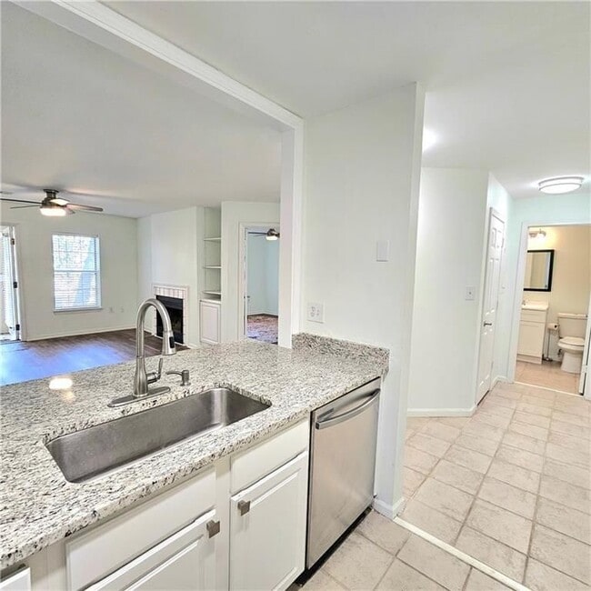 Building Photo - 3655 Habersham Rd NW