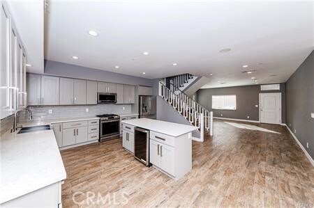 Building Photo - 16020 Halldale Ave