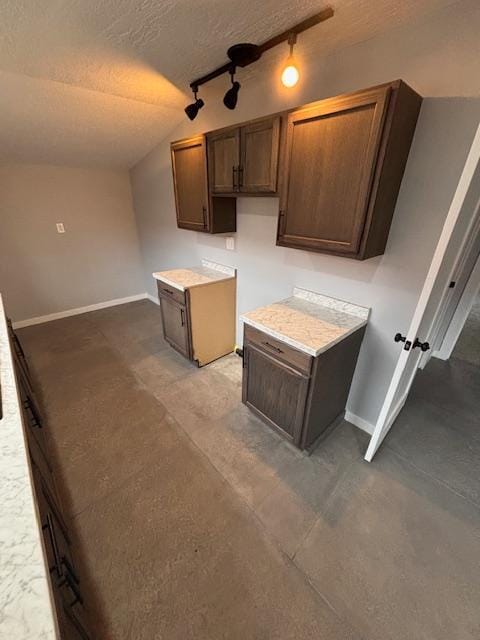 Building Photo - 513 Tyler St