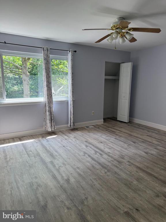 Building Photo - 1080 Pendleton Ct