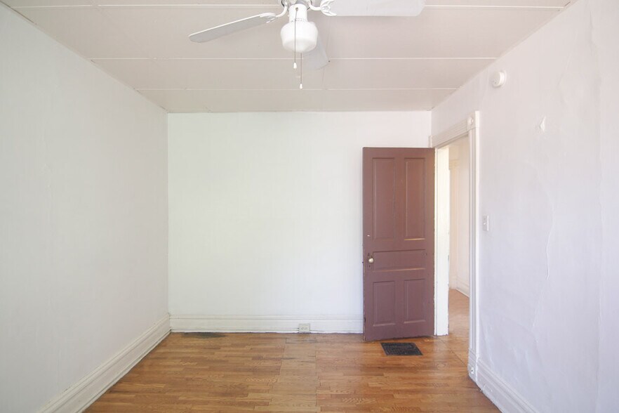 Building Photo - 618 West St