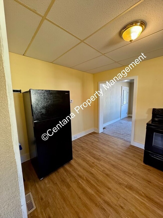 Building Photo - 1 Bed 1 Bath located in the heart of Anaconda