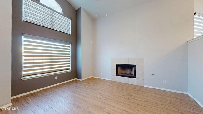 Building Photo - 7580 Plaza Taurina Dr