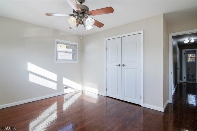 Building Photo - 301 Riverview Rd