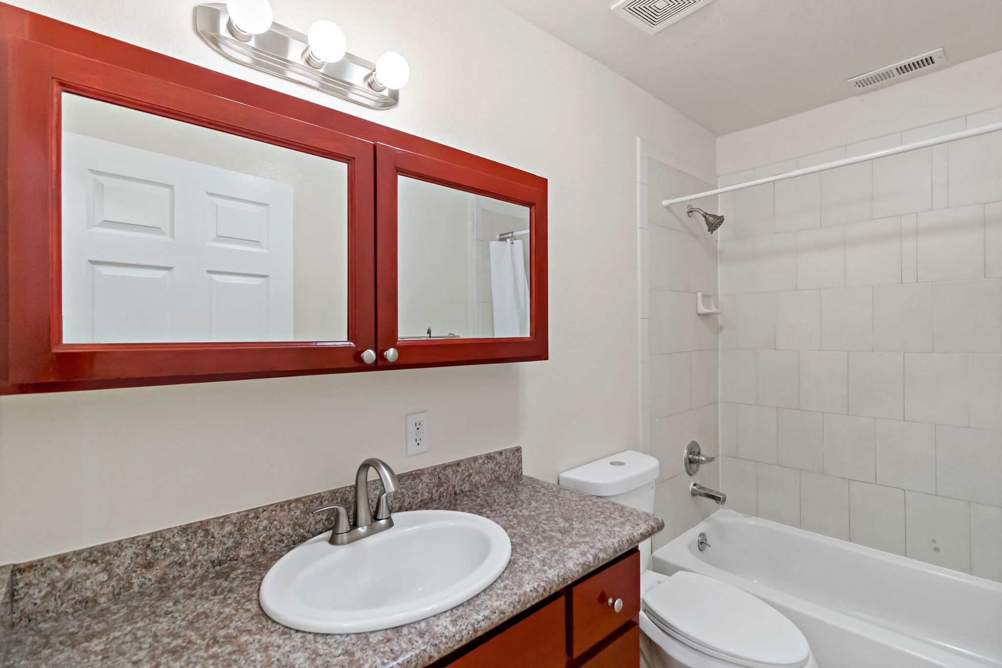 Building Photo - 2644 62nd Ave