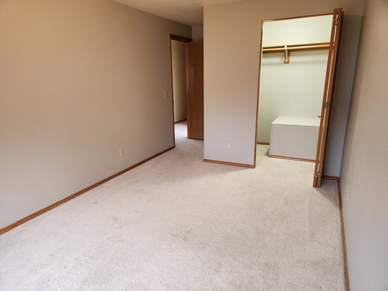 Building Photo - 9582 SW Jubilee Ct