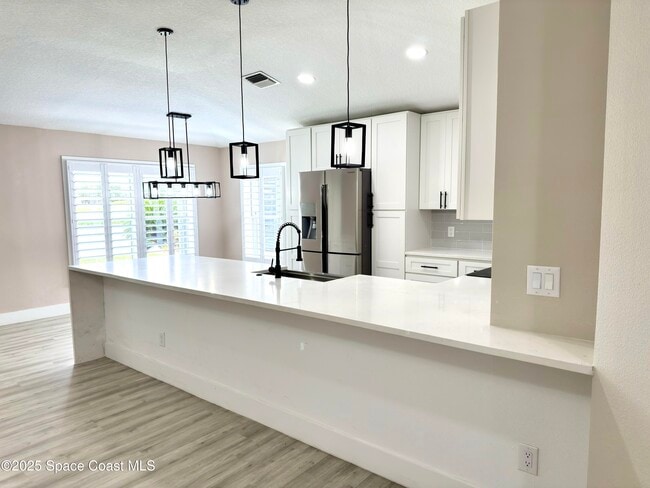 Building Photo - 210 Wickham Lakes Dr