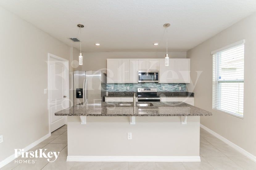 Building Photo - 612 Greymount St