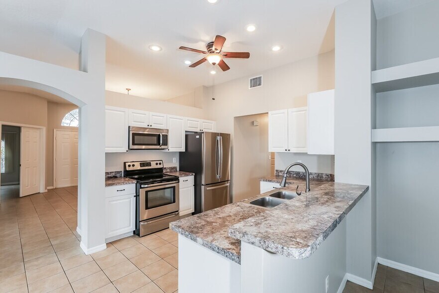 Building Photo - 4711 Ramshead Dr