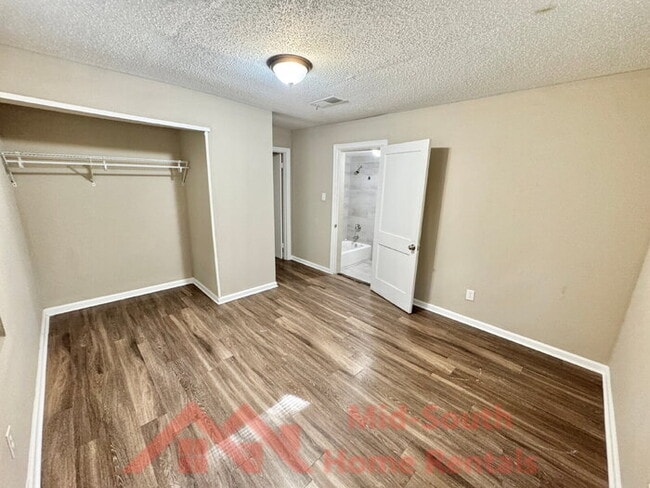 Building Photo - 1761 Winston Dr