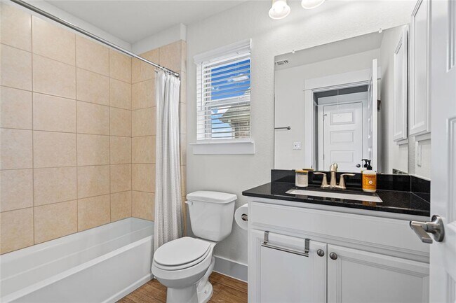 Building Photo - 3202 Betony St