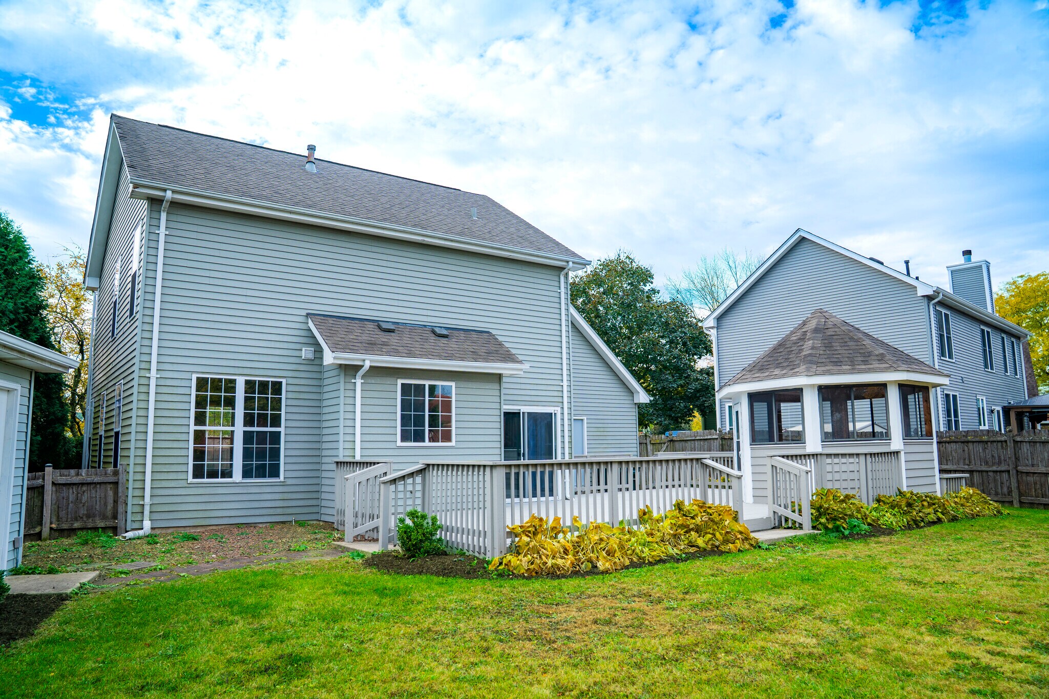 Building Photo - 1629 Silver Springs Ct