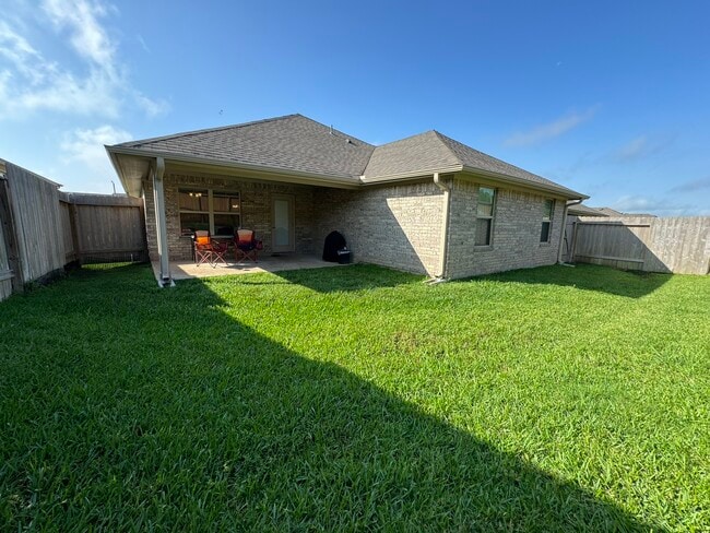 Building Photo - 486 Terra Vis Cir