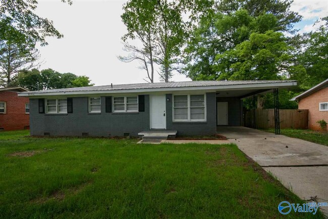 Primary Photo - 4736 Bluehaven Dr NW