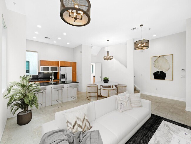 Building Photo - 775 NE 4th Ave