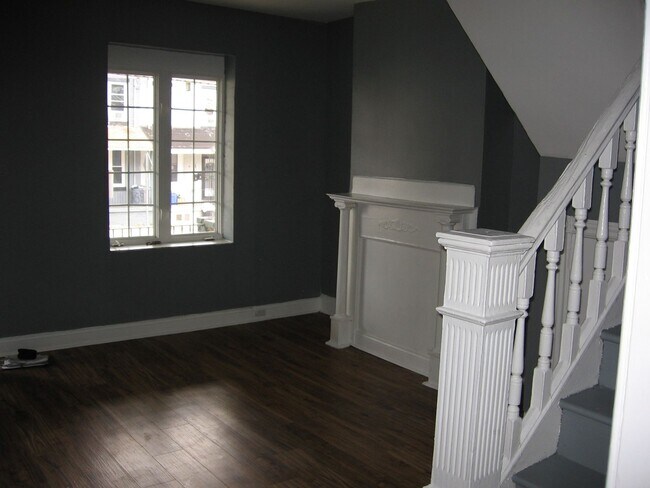 Building Photo - 878 N 50th St