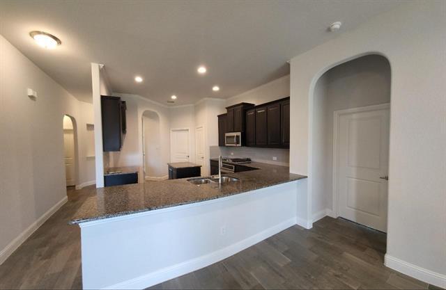 Building Photo - 1801 Spinnaker Dr