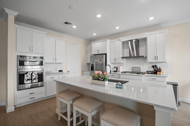 Building Photo - 1120 Haywagon Trl