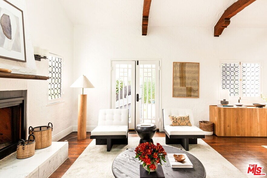 Building Photo - 2251 N Cahuenga Blvd