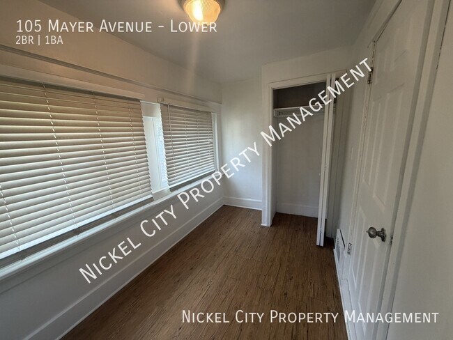 Building Photo - 105 Mayer Ave