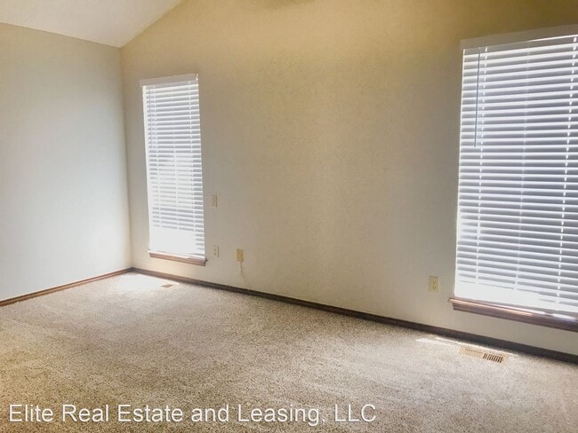 Building Photo - 3 br, 2 bath House - 10604 N. MAJOR AVE