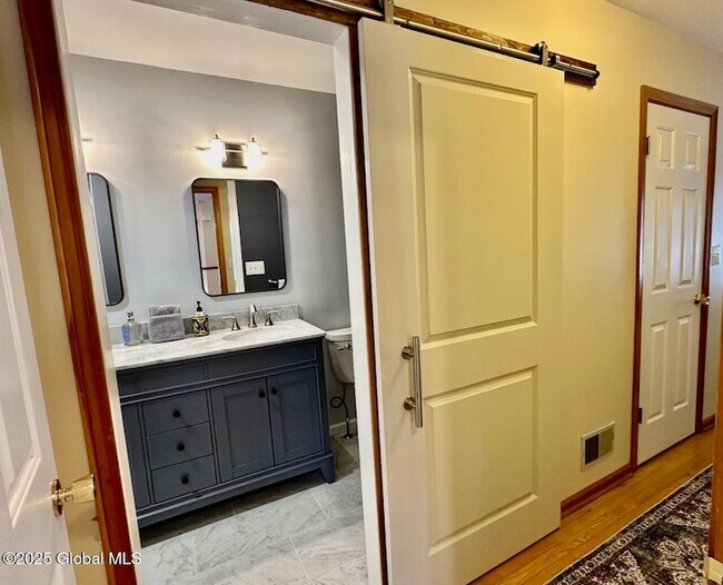 Building Photo - 1 Inlander Rd