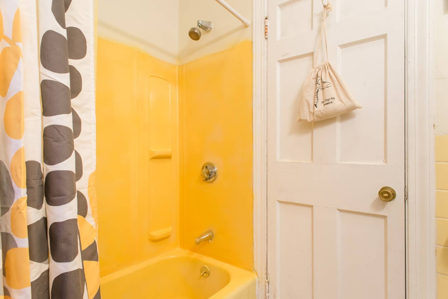 Building Photo - 1249 Beacon St