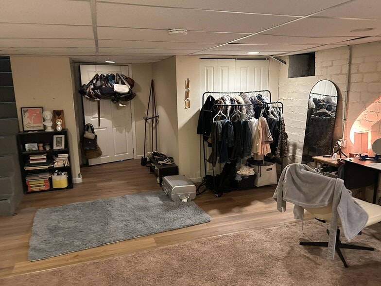 Building Photo - 3405 Ward St