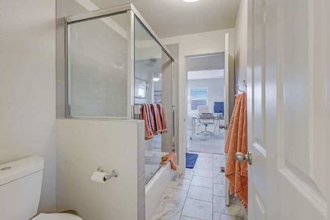 Building Photo - Beautiful mountain views from a Gold Hill Mesa corner lot with a hot tub!