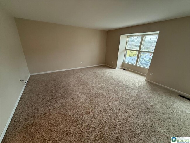 Building Photo - 4046 Clubhouse Ct