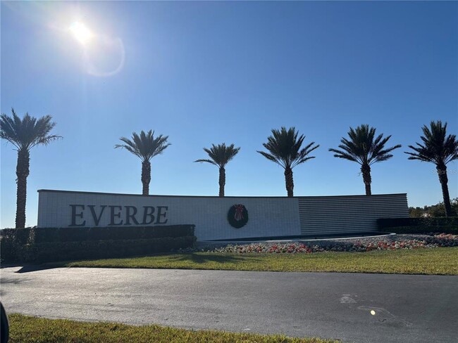 Building Photo - 7444 Ivy Tendril Ave