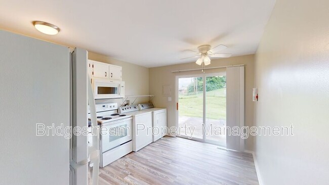 Building Photo - 5405 Broomall St