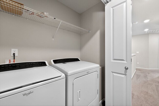 Building Photo - 1/2 month of free rent with a lease signed...