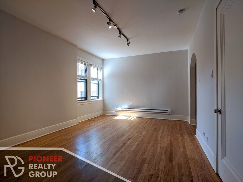 Building Photo - 2315 N Rockwell St