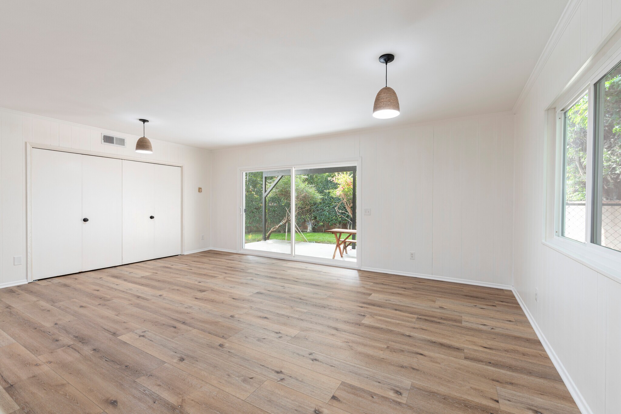 Building Photo - 14028 Cantlay St