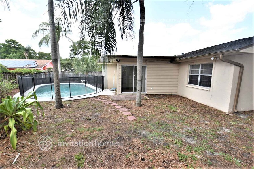 Building Photo - 7902 Soaring Trail Ln
