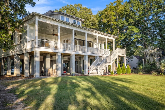 Building Photo - 133 McKelvey Pl