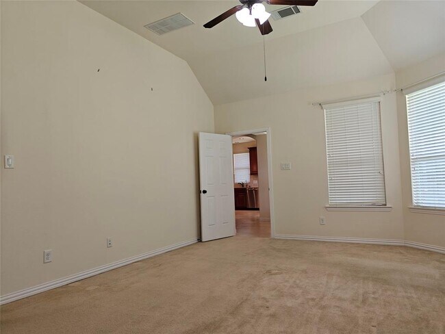 Building Photo - 5551 Twin Rivers Ln