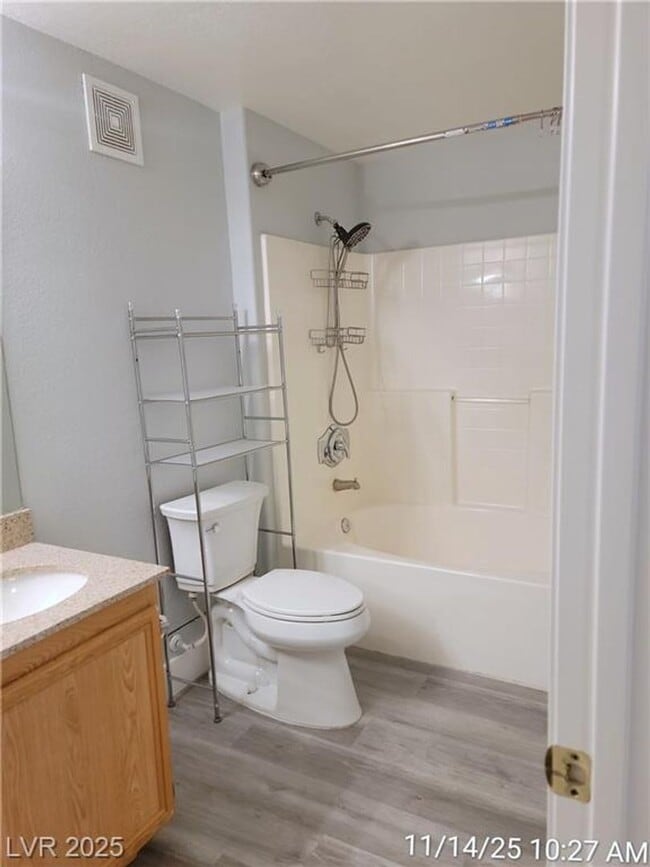 Building Photo - SOUTHWEST GATED 2-BED, 2-BATH FIRST-FLOOR ...