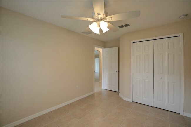 Building Photo - 312 Perch Ln