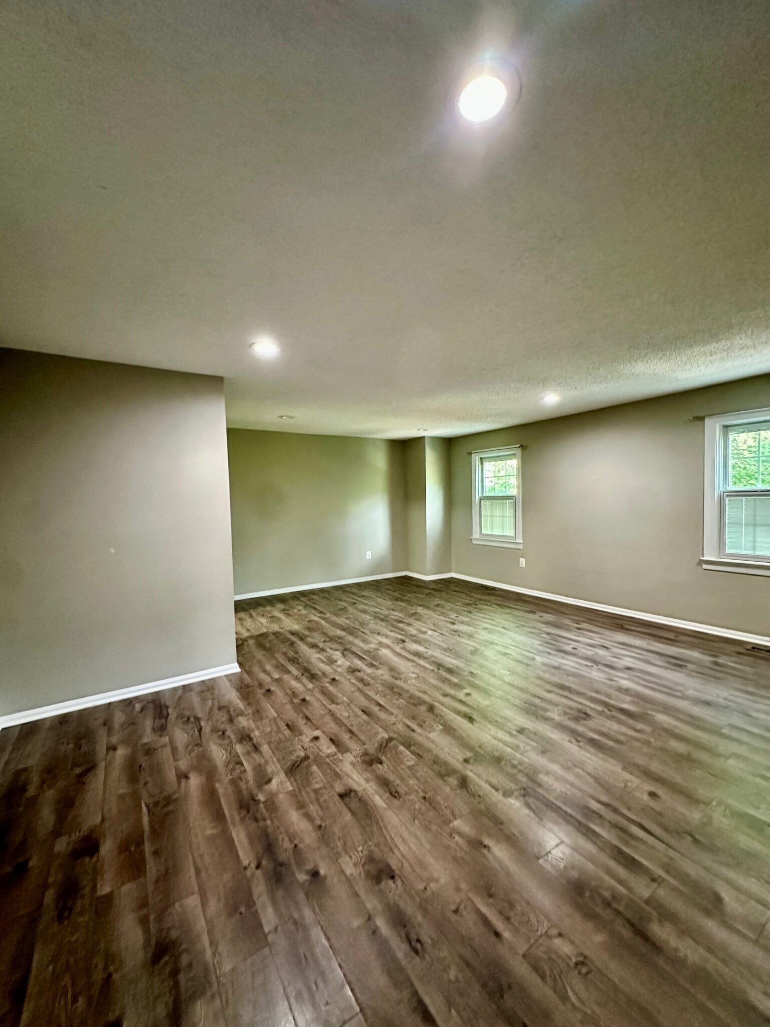 Building Photo - 3070 Tecumseh Ct