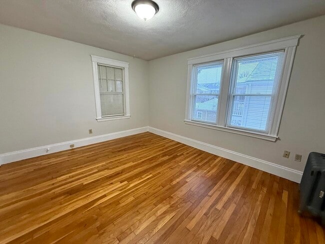 Building Photo - 12 Keenan St