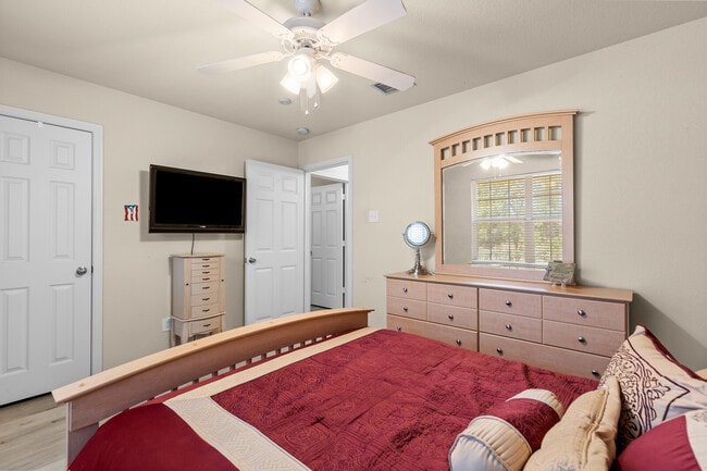 Building Photo - 2936 Palomino Trail