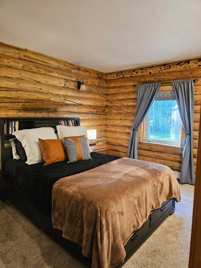 Building Photo - 2840 Horseshoe Way