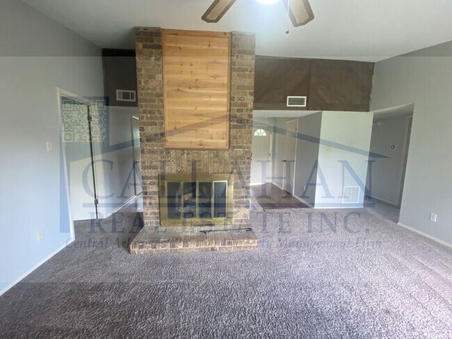 Building Photo - NLR 3 Bedroom Home