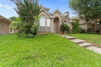 Building Photo - 1446 Creekview Dr