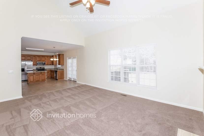 Building Photo - 16908 Glassfield Dr